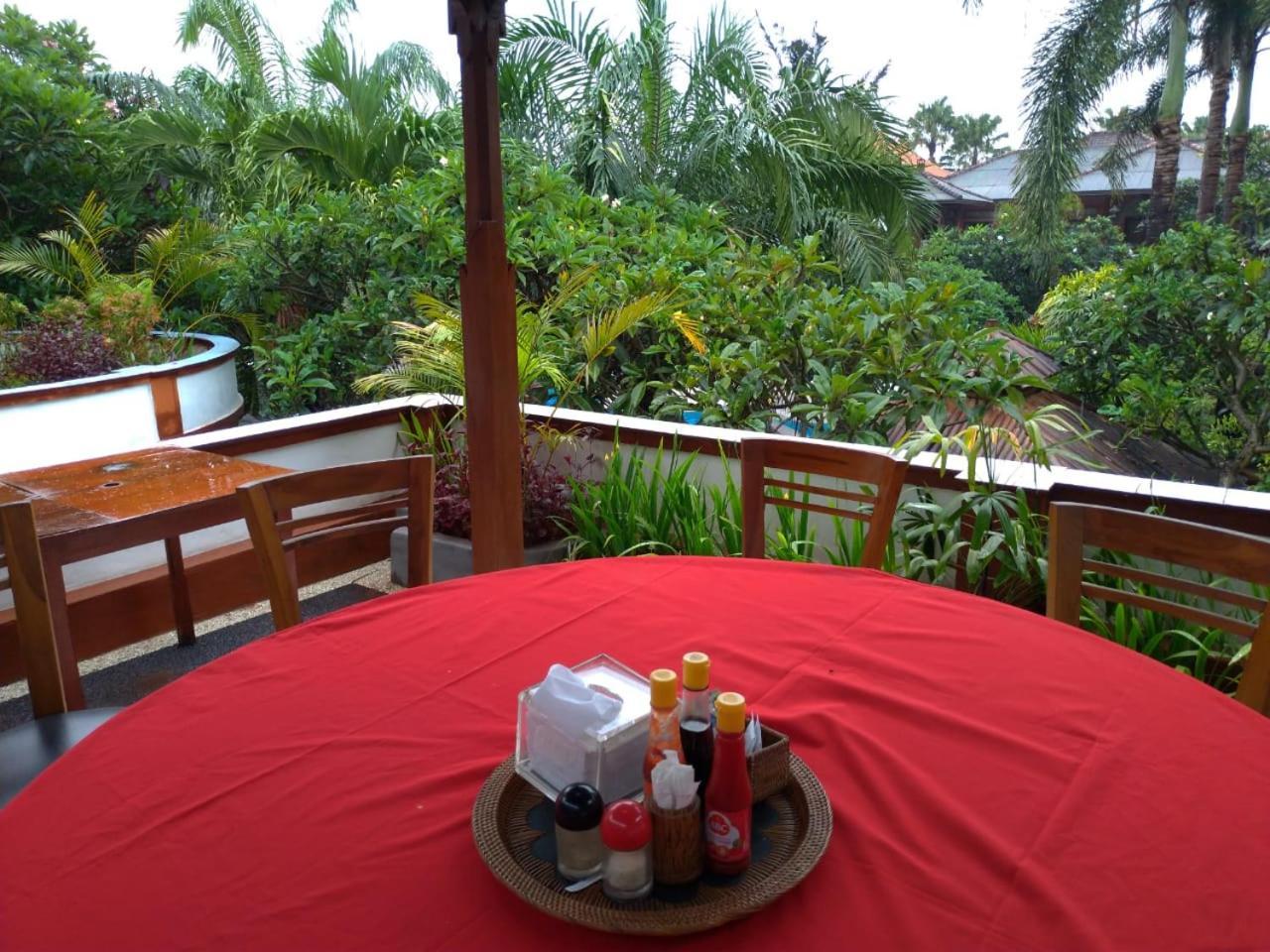 Swastika Bungalows Sanur Esterno foto